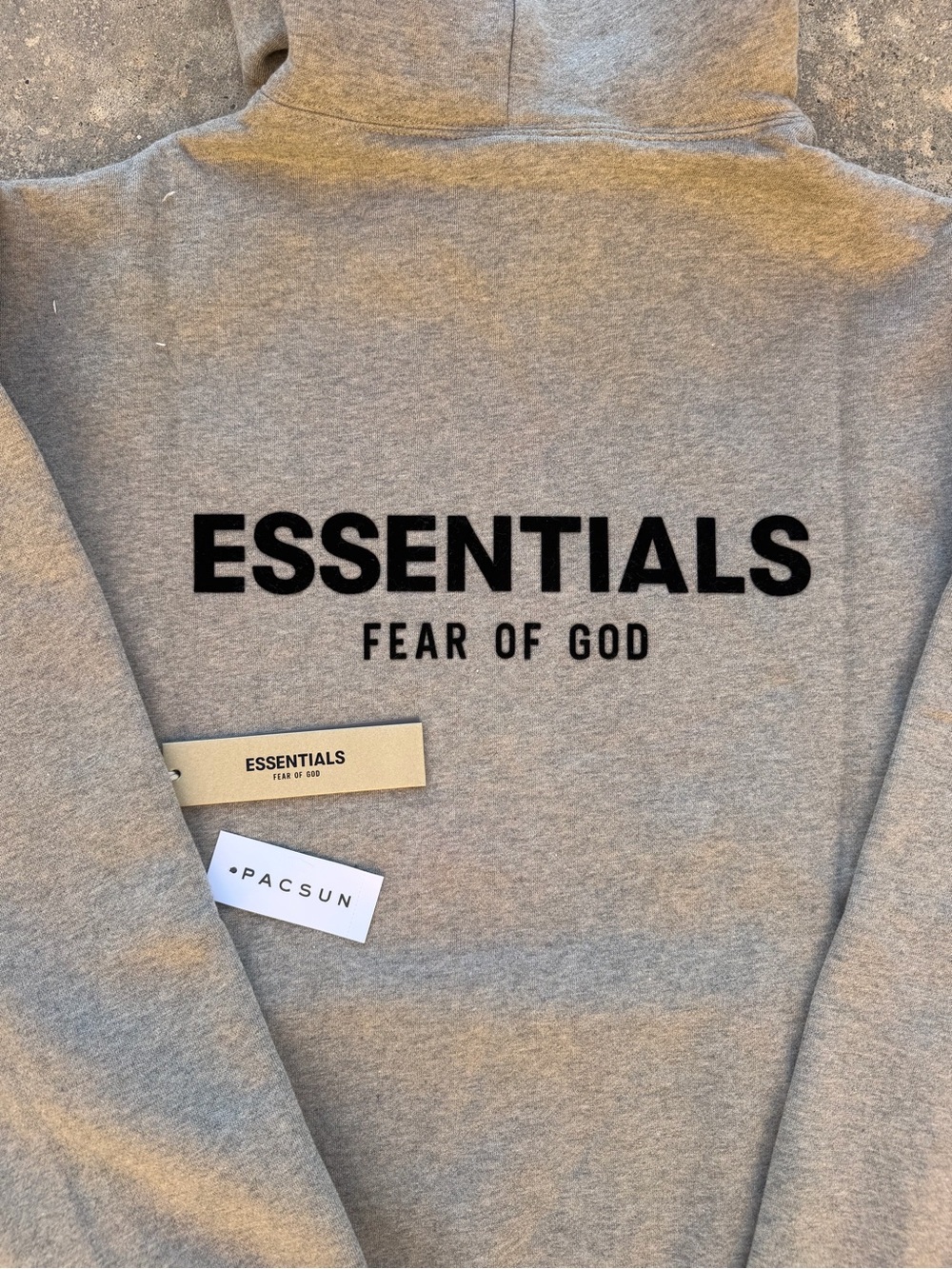 Fear of God ESSENTIALS Men's Heather Gray Pullover Hoodie - Picture 5 of 6